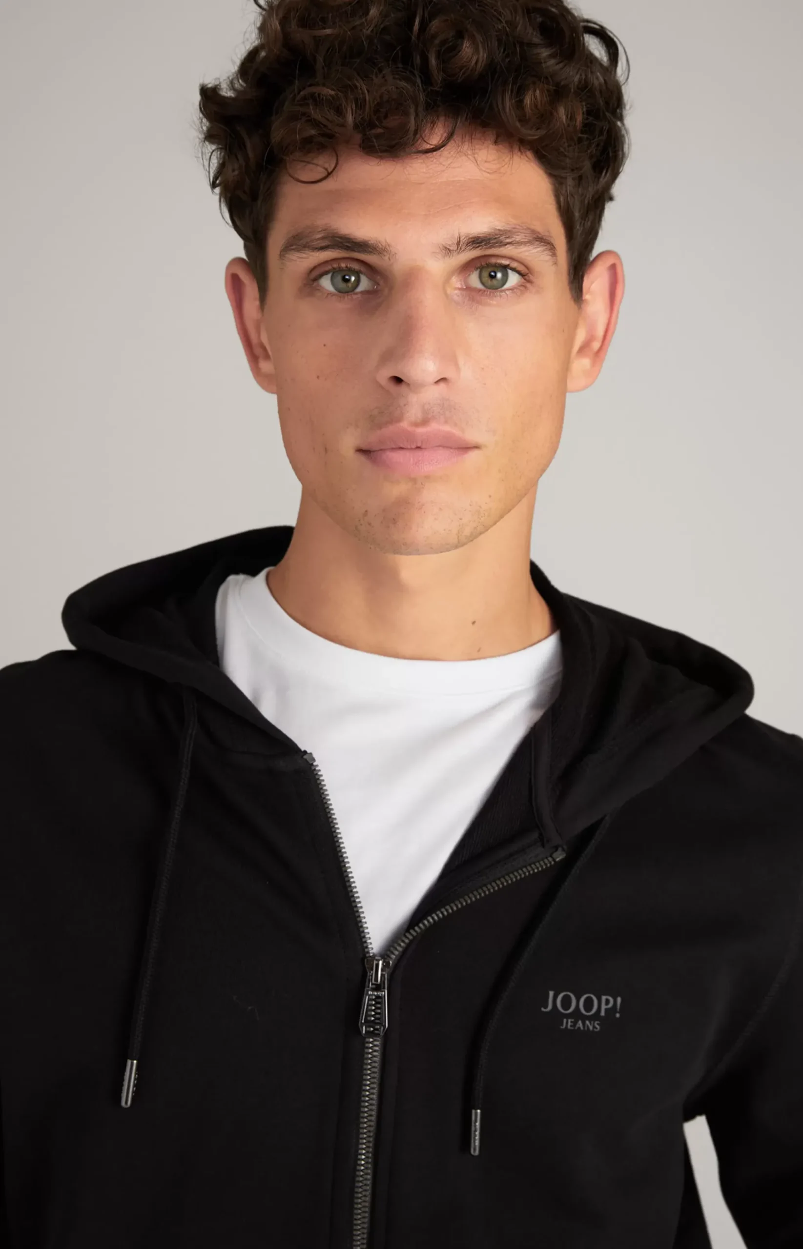 Salvatore Hoodie Sweatshirt Jacket in Black