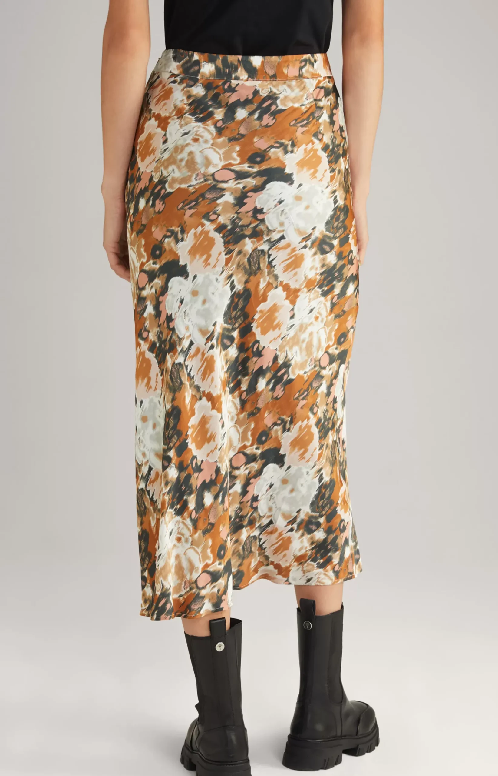 Satin Skirt in a Brown/Black/Ecru Pattern