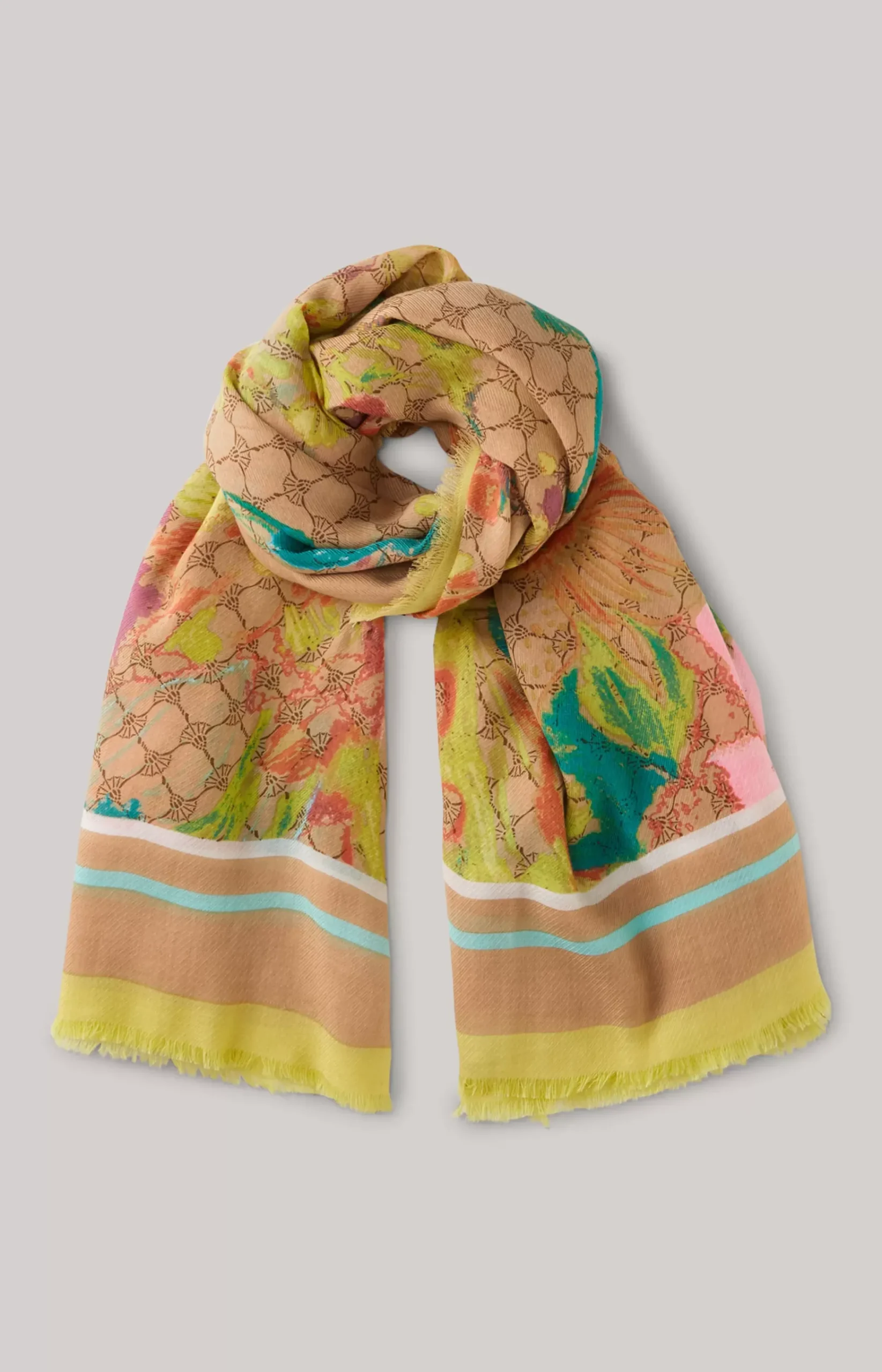 Scarf in a Beige Pattern