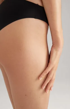 Seamless bikini briefs in black