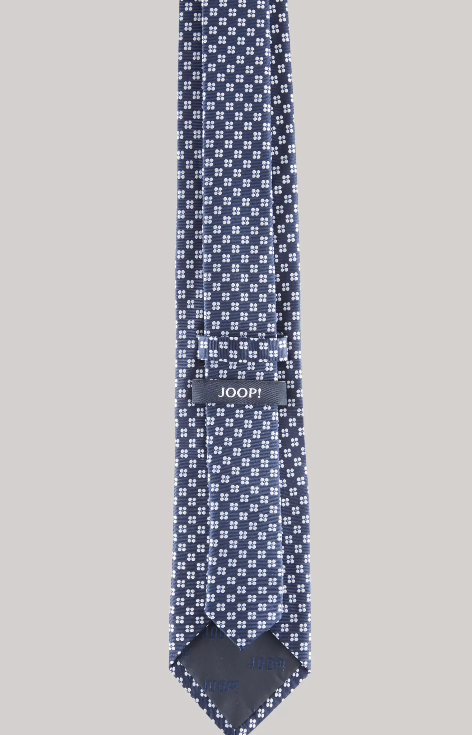 Silk Tie in Dark Blue Pattern