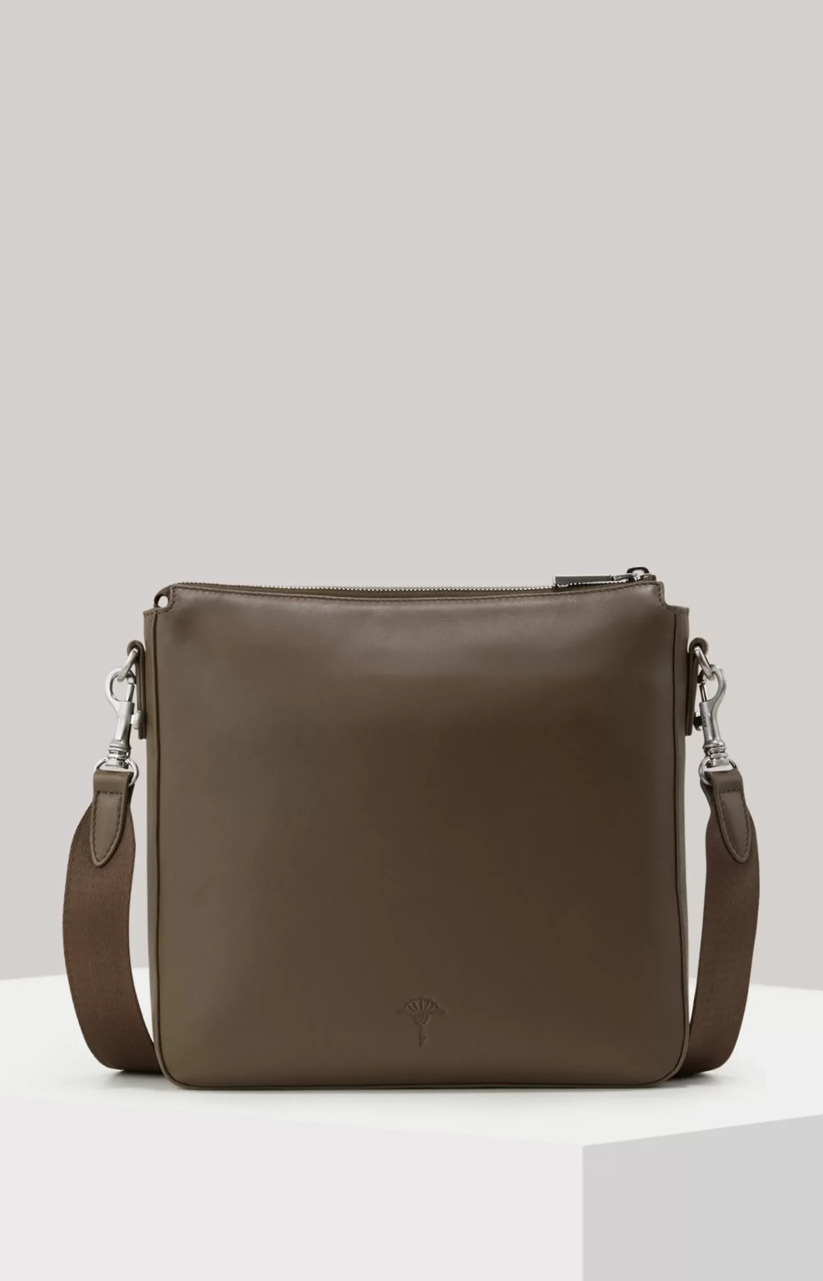 Sofisticato Jasmina Shoulder Bag in Brown