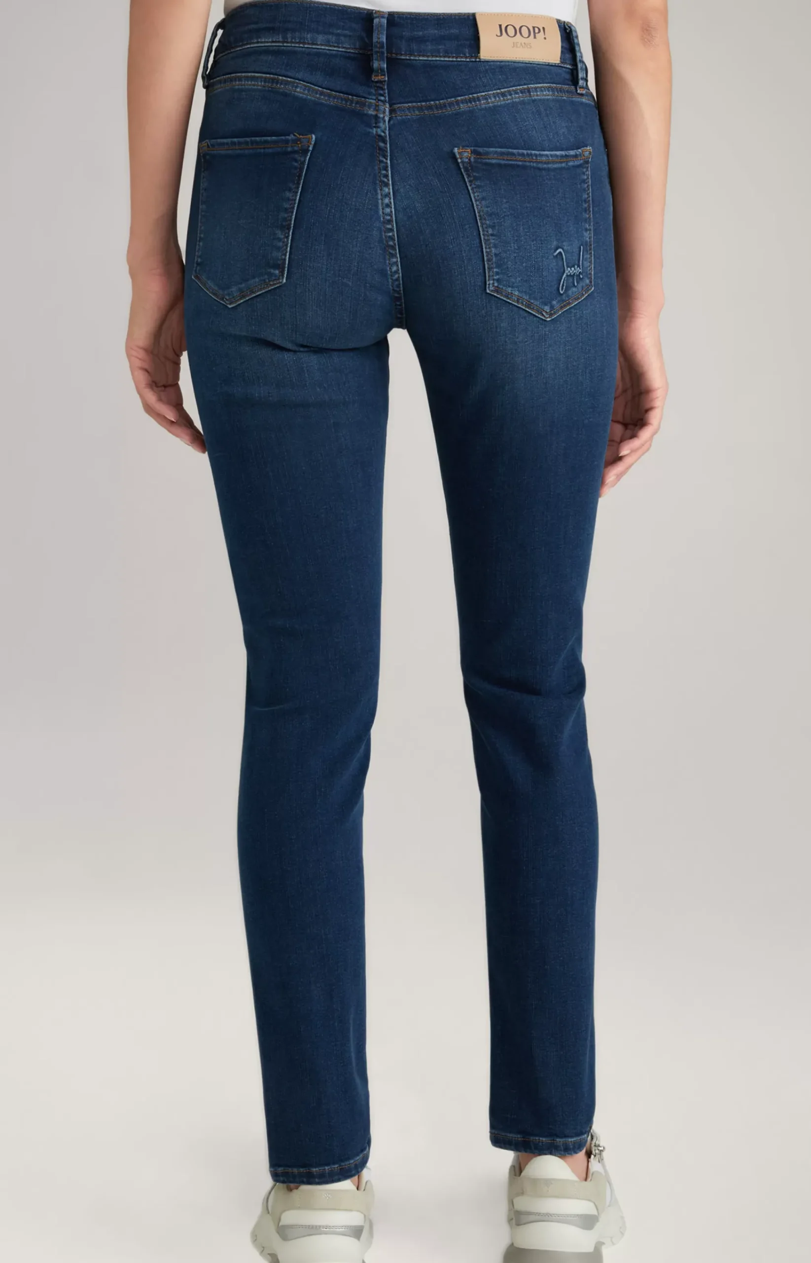Sol Jeans in Denim Blue