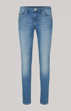 Sue Jeans in Blue Denim