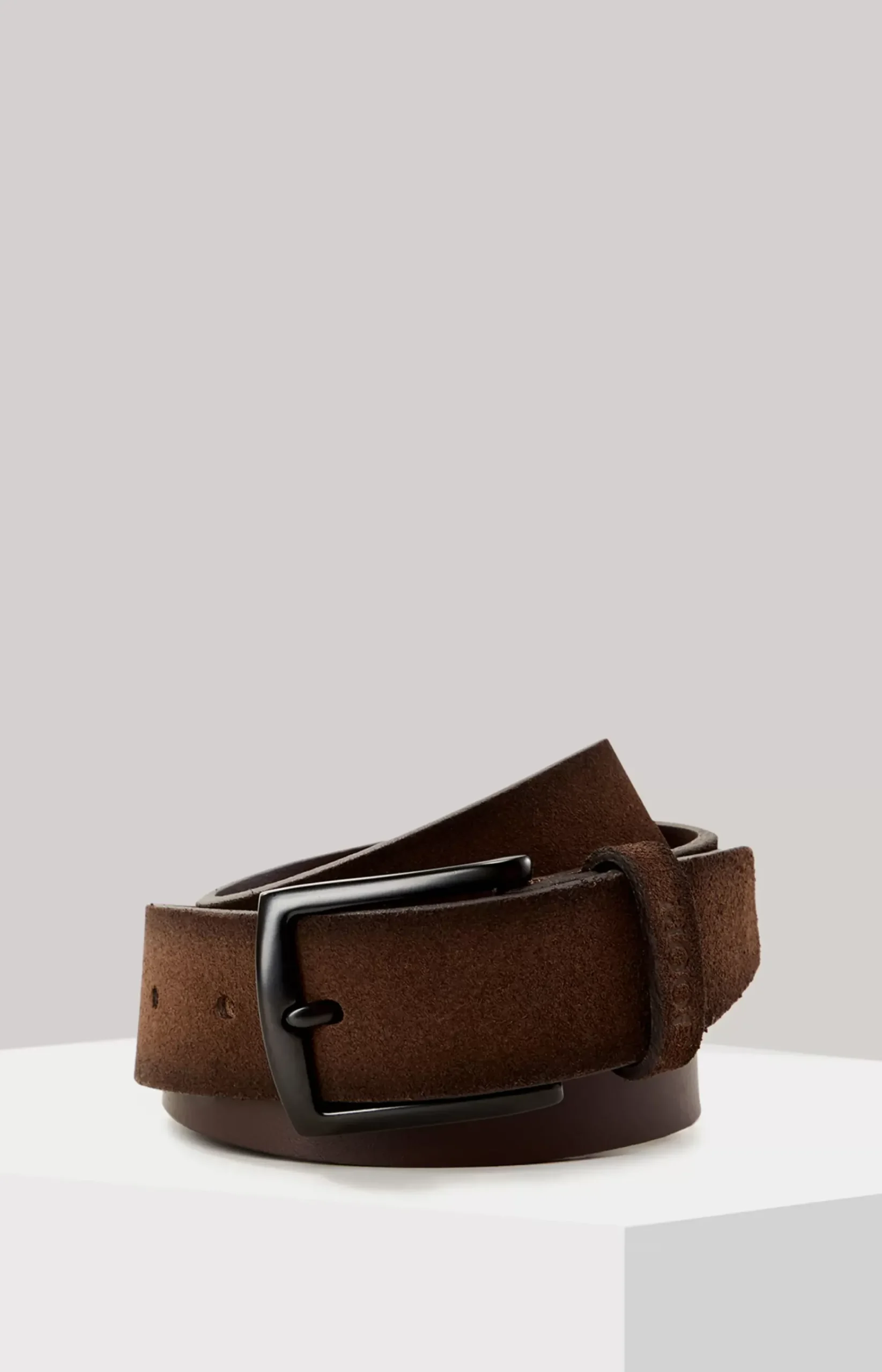 Suede Belt in Brown