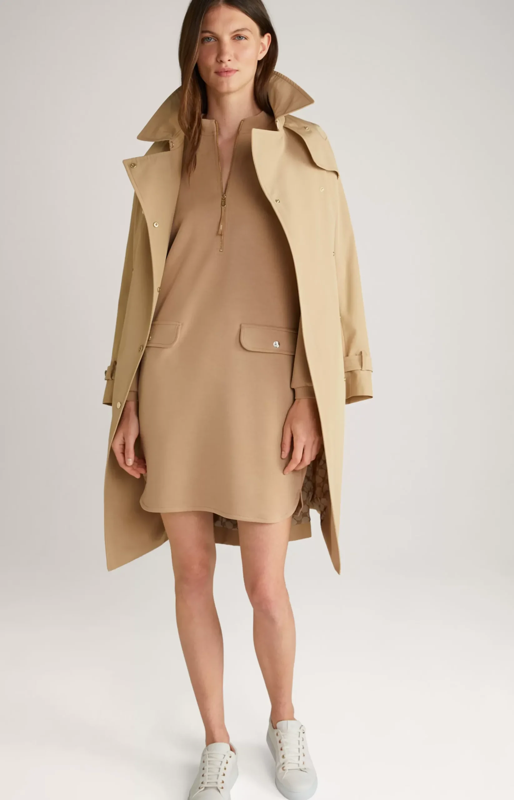 Sweatshirt Dress in Beige