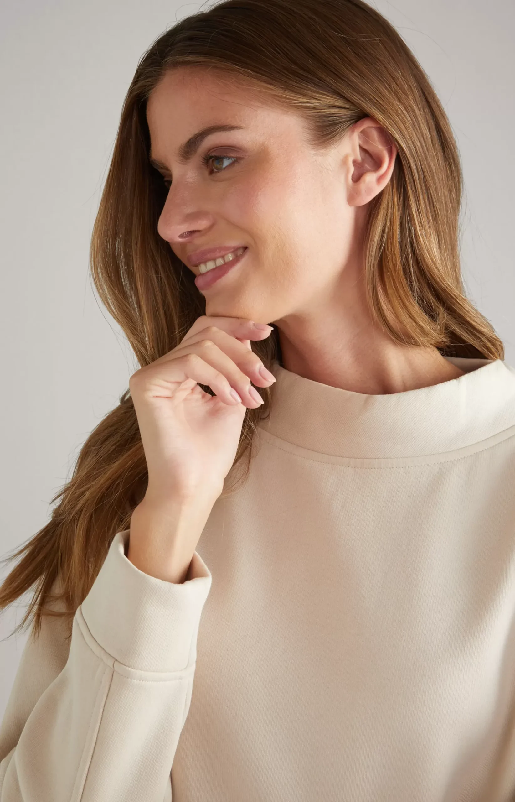Sweatshirt in Beige