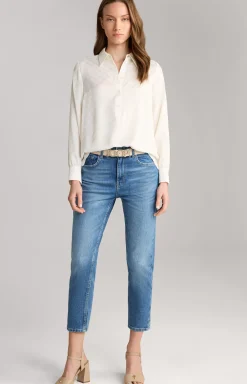 Tapered Jeans in a Blue Washed Look