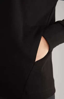 Tasta Hoodie in Black