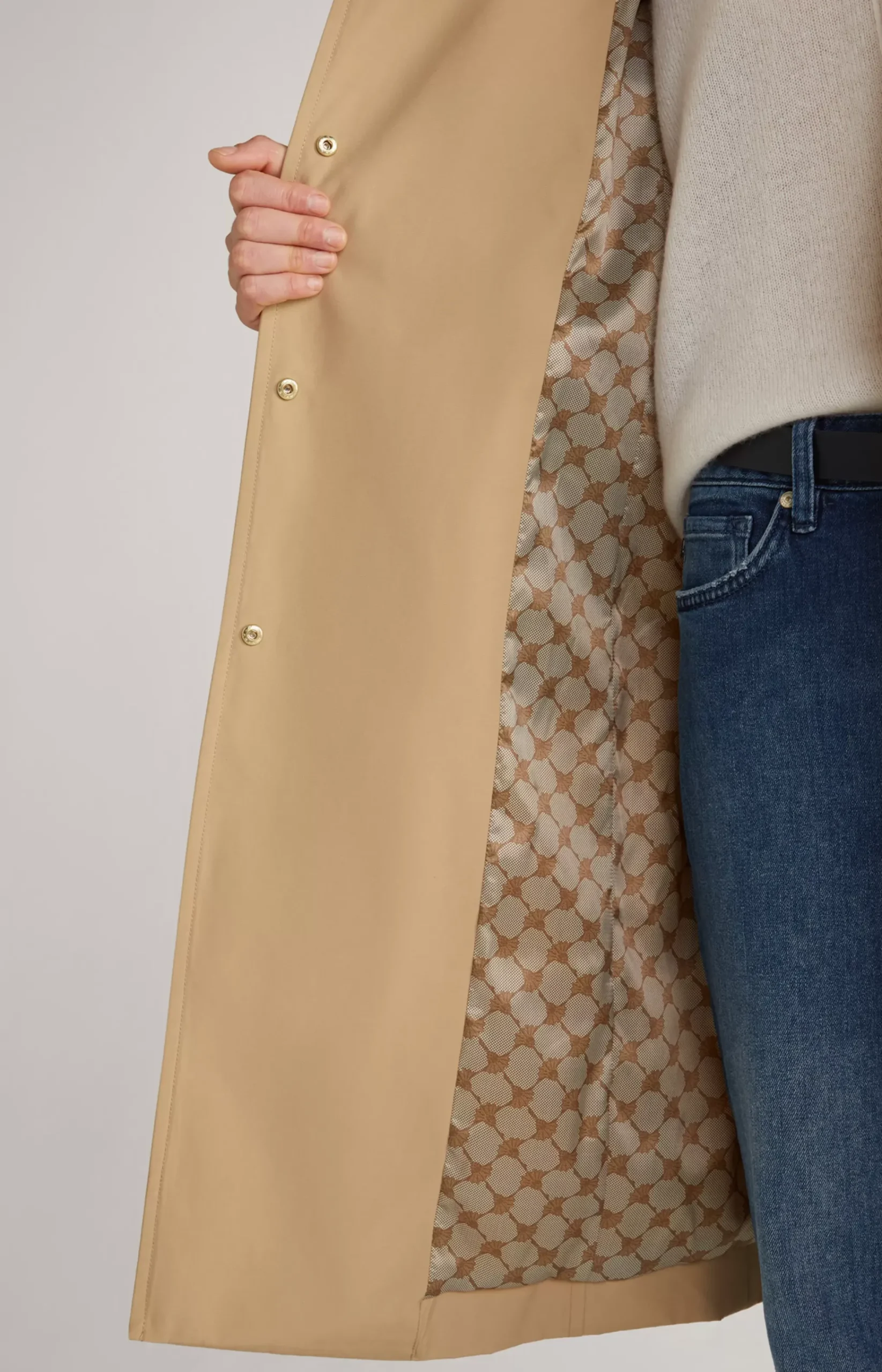 Trench Coat in Beige