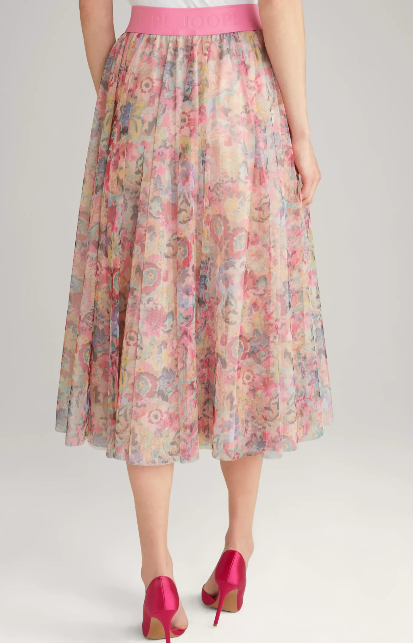 Tulle Skirt in a Beige/Pink Pattern