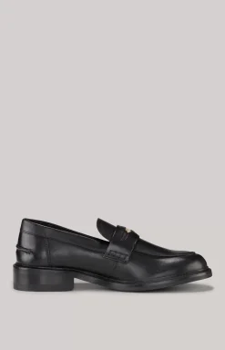 Unico Tori Slip-on Loafers in Black