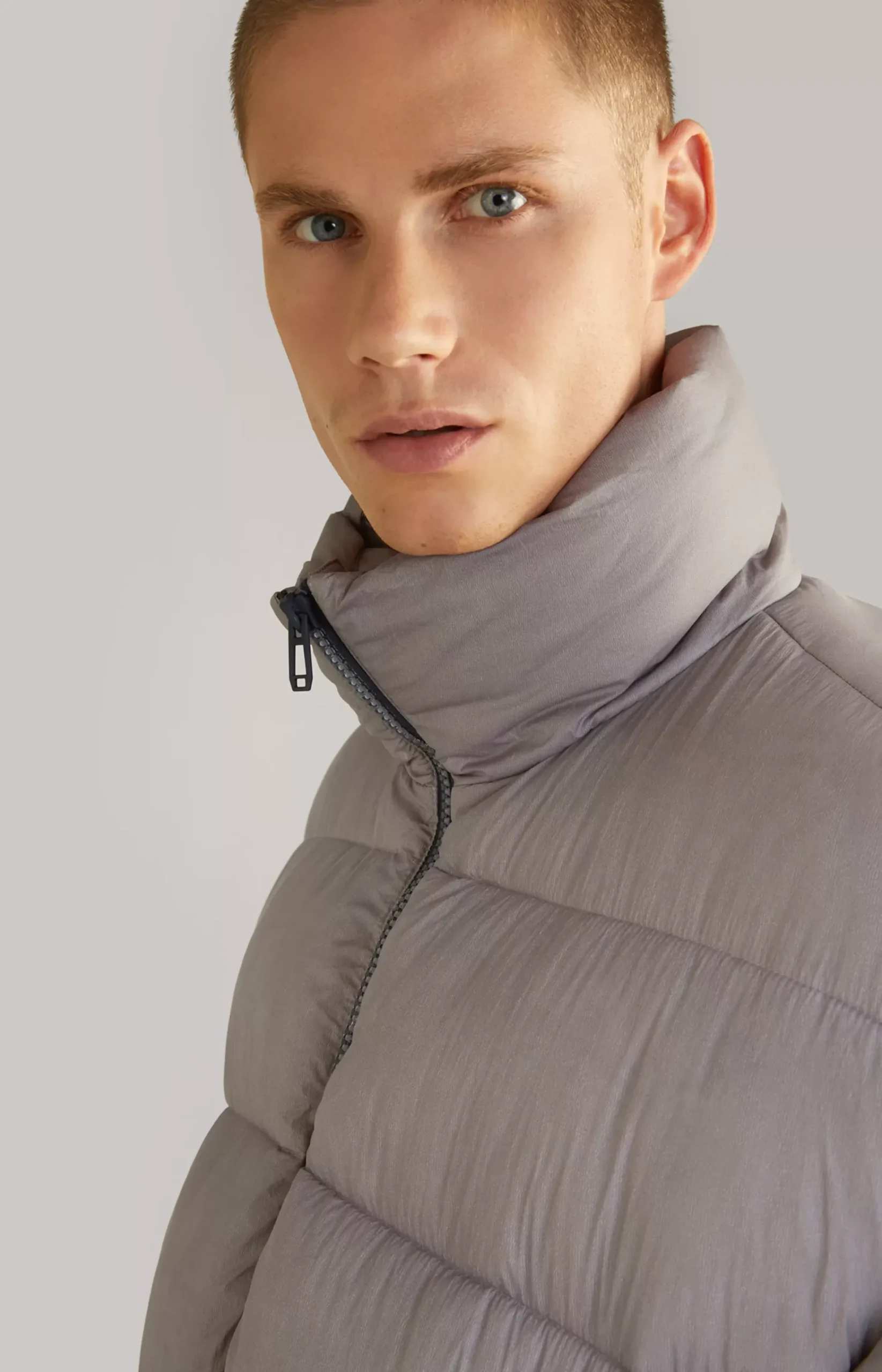 Unisex Quilted Jacket in Grey