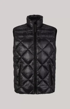 Vanor Nylon Quilted Vest in Black