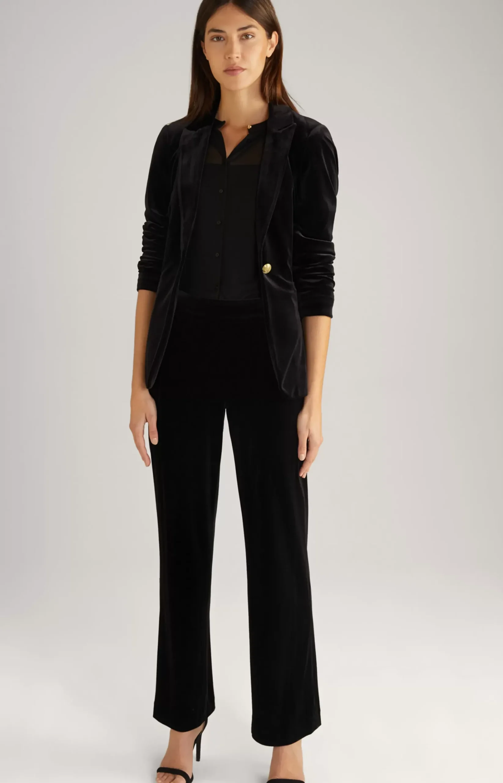 Velvet Blazer in Black