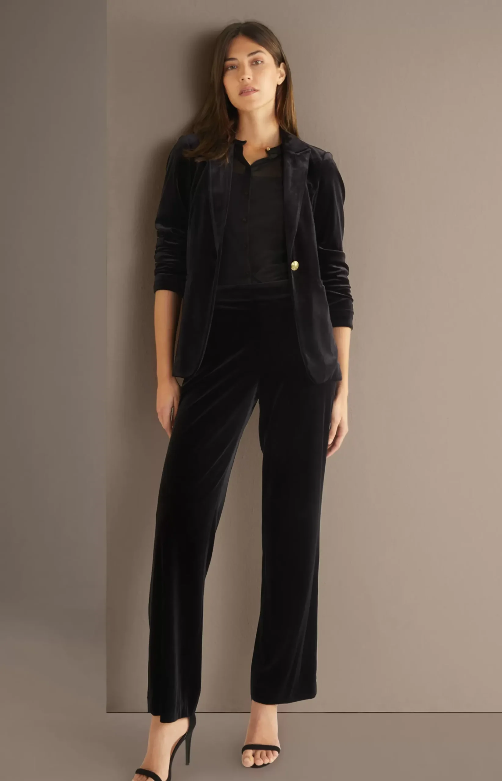 Velvet Blazer in Black