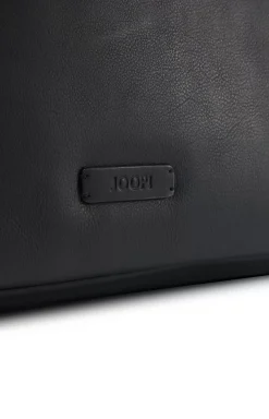 Vetra Pandion crossbody business bag in Black