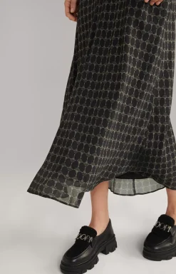 Viscose Skirt in a Black/Beige Pattern