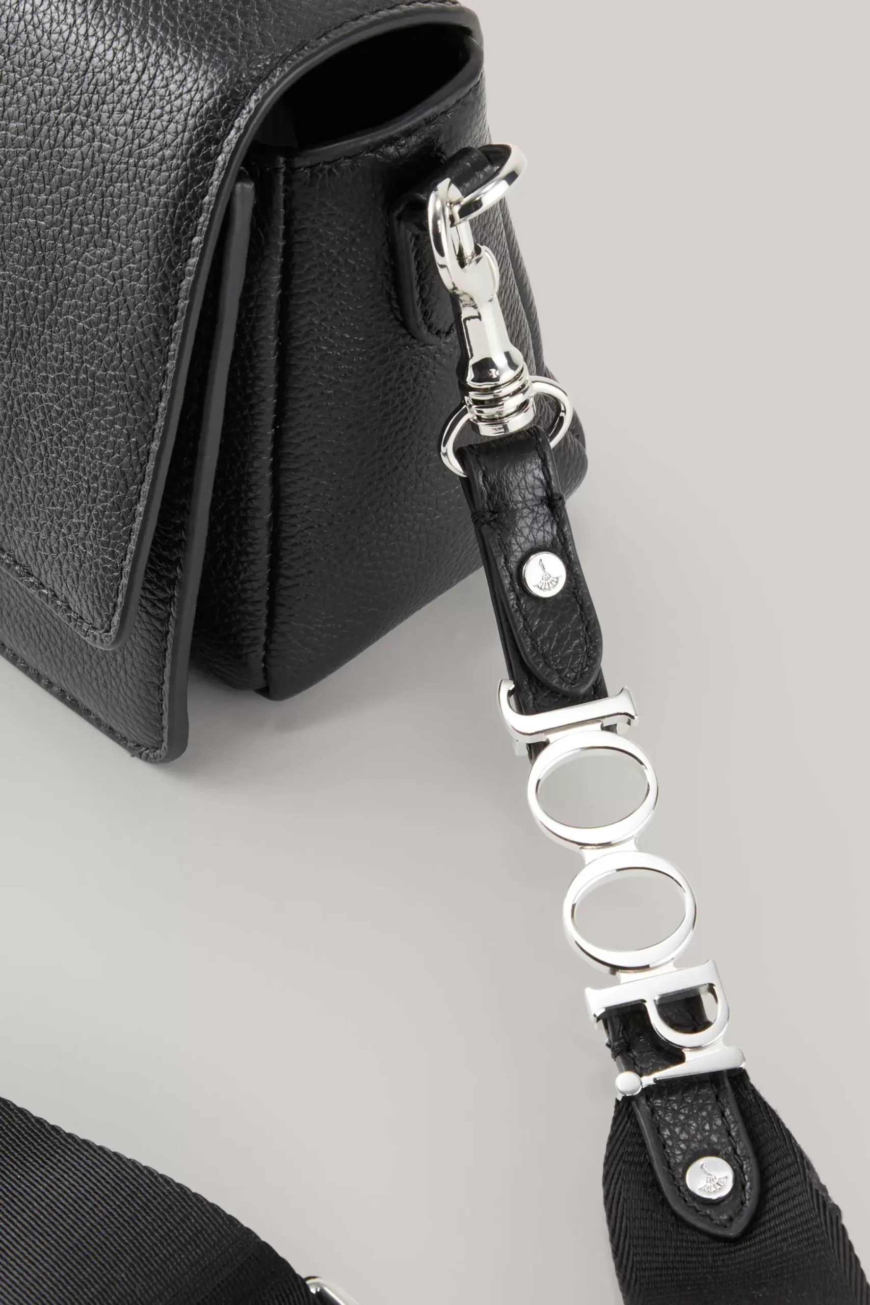 Vivace Elissa Shoulder Bag in Black