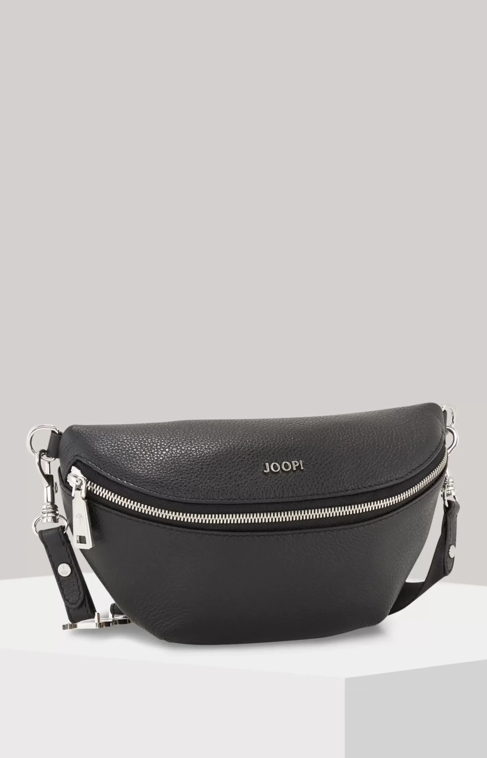 Vivace Isabella Shoulder Bag in Black