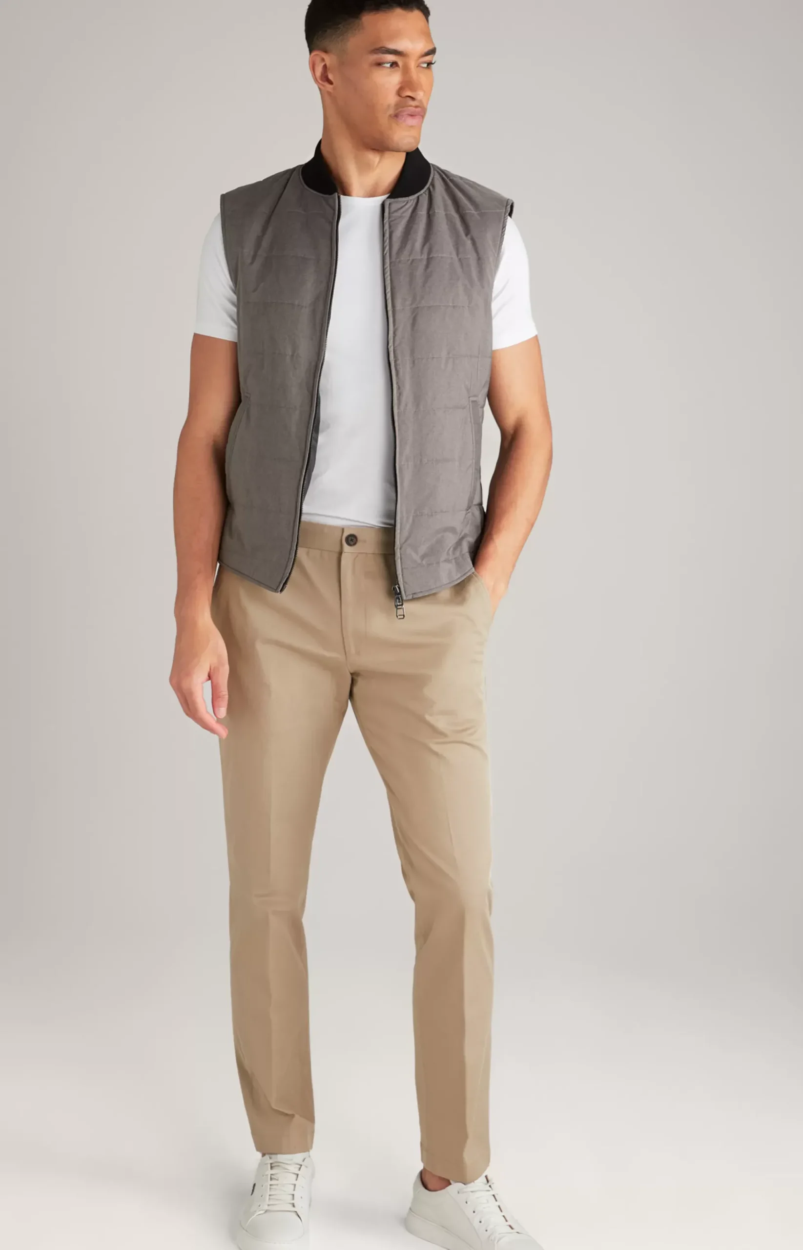 Wilmot Quilted Waistcoat in Dark Beige