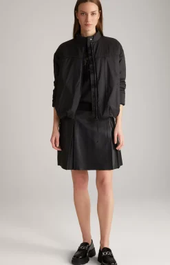 Windbreaker Jacket in Black