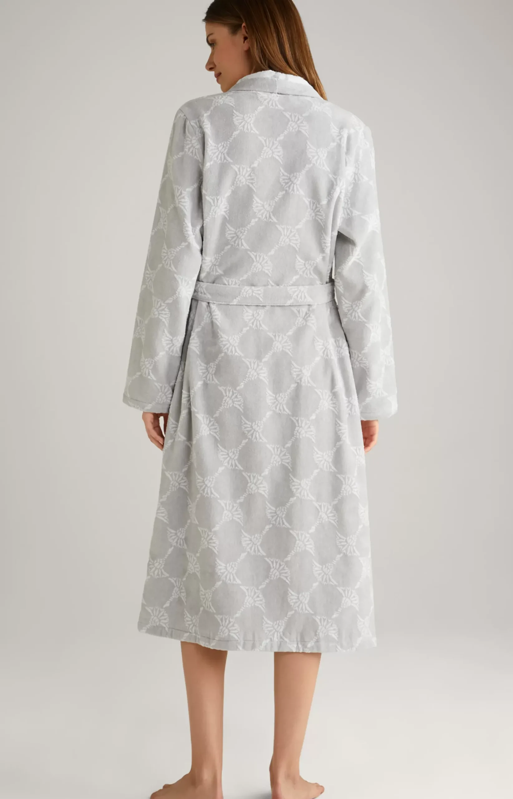 Women’s bathrobe in silver grey