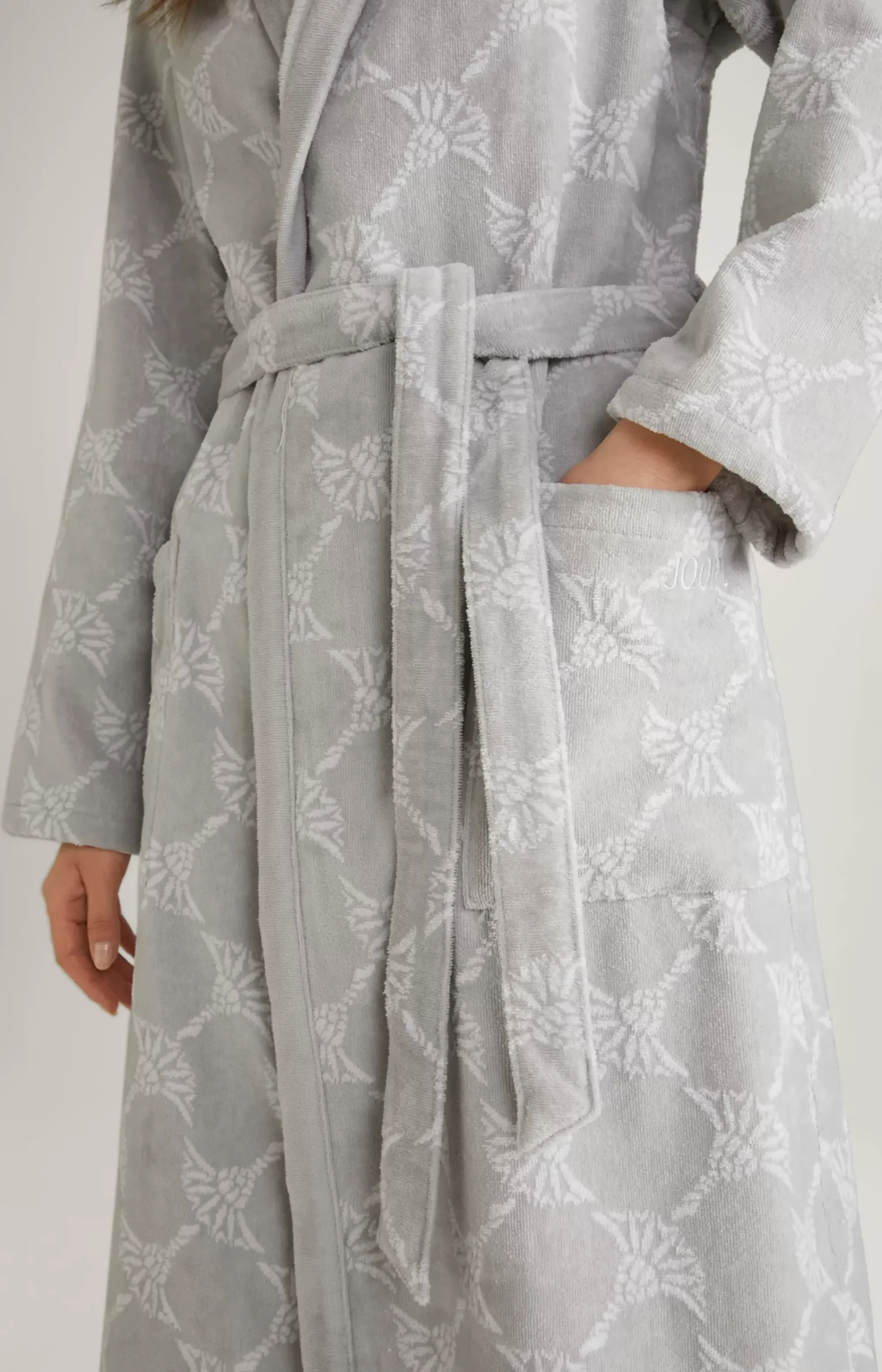 Women’s bathrobe in silver grey