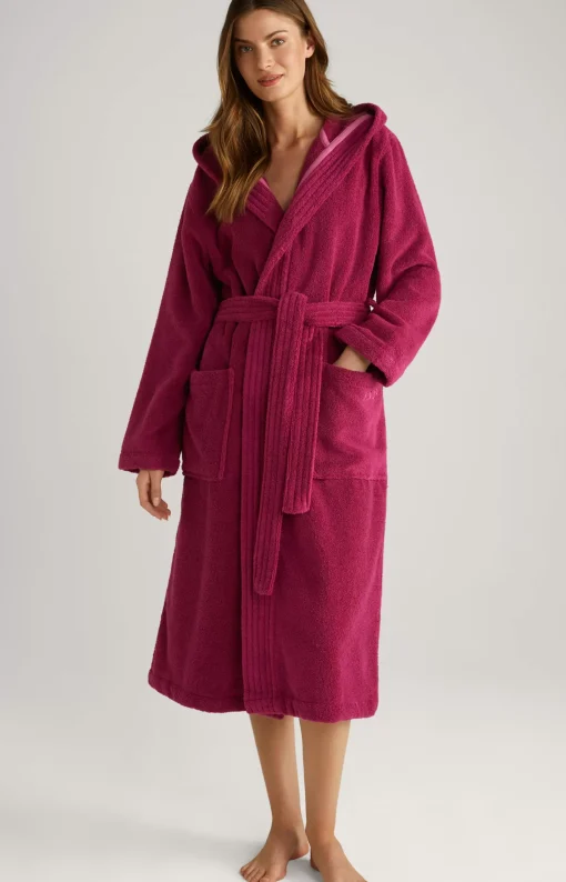 Women’s bathrobe in violet
