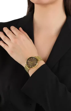 Women’s Watch in Gold