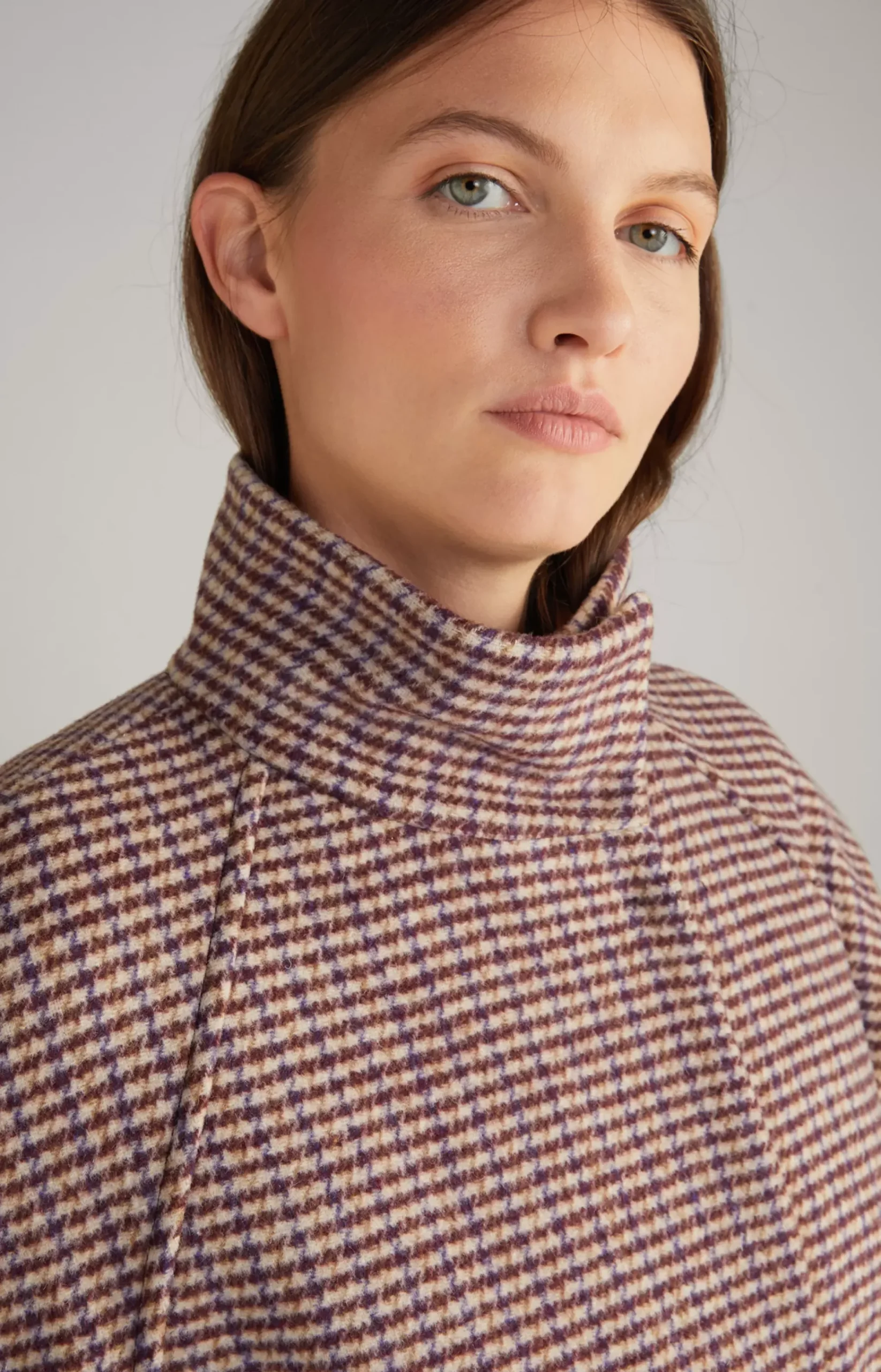 Wool Blend Coat in Ecru/Purple