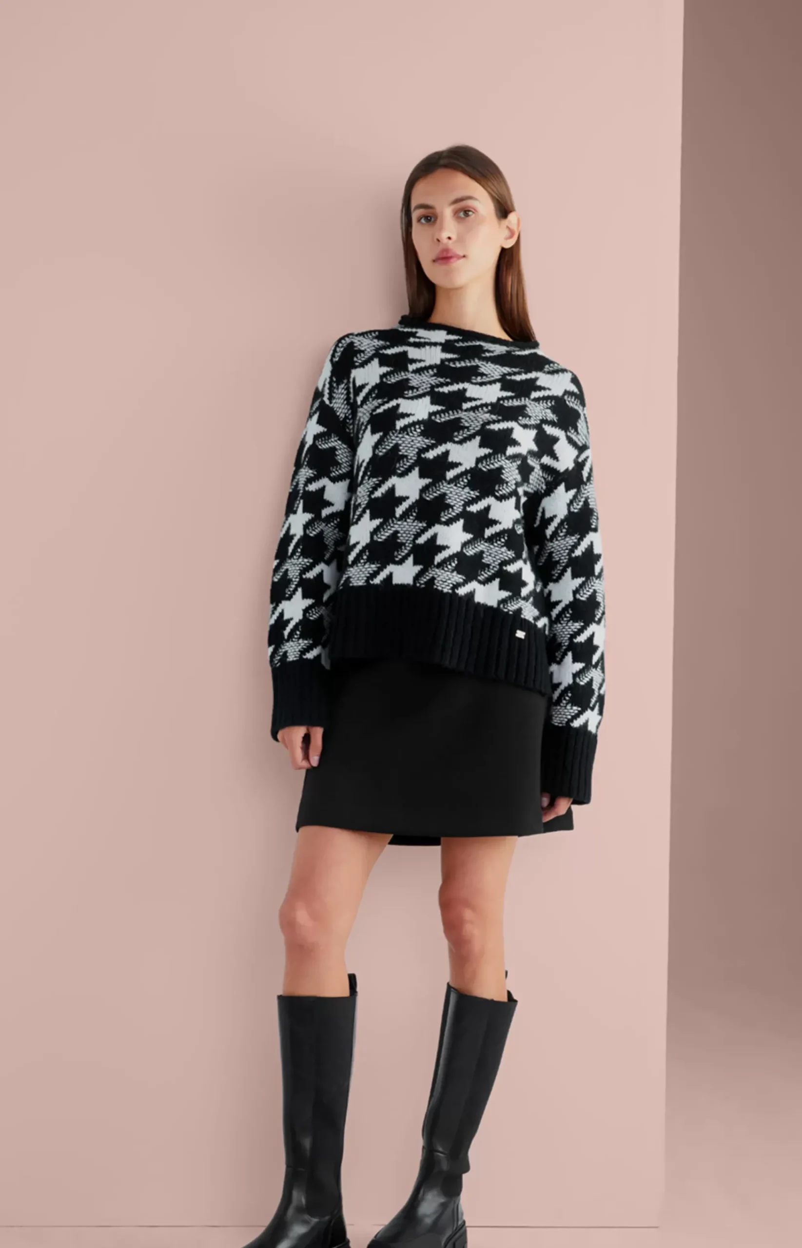 Wool Blend Knitted Jumper in a Black and White Pattern